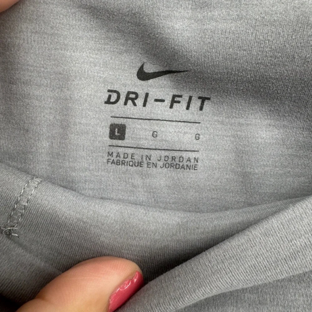 Nike Dri Fit Athletic Leggings Grey cropped Size‎ L Yoga Workout Activewear